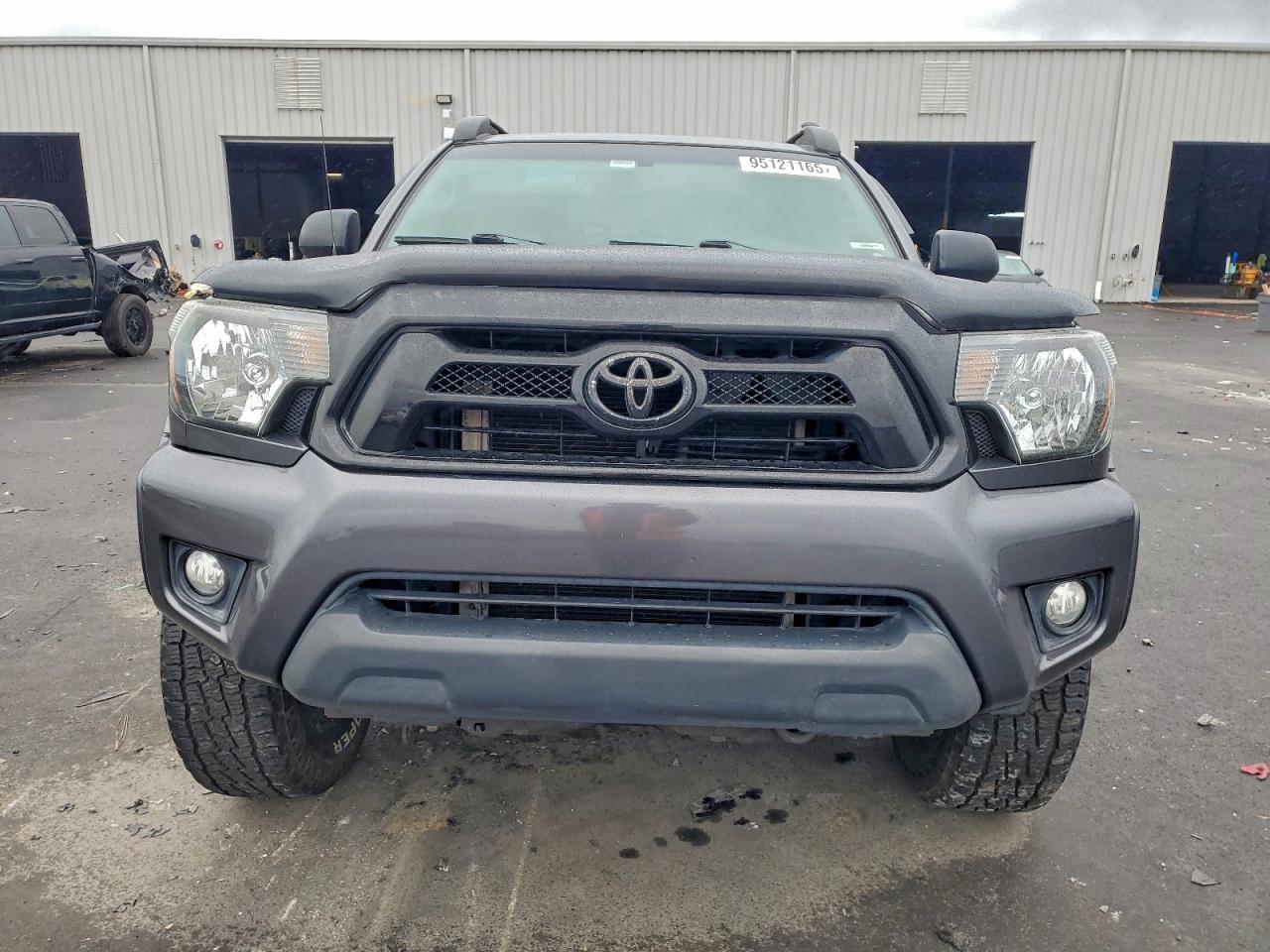 TOYOTA TACOMA DOUBLE CAB PRERUNNER