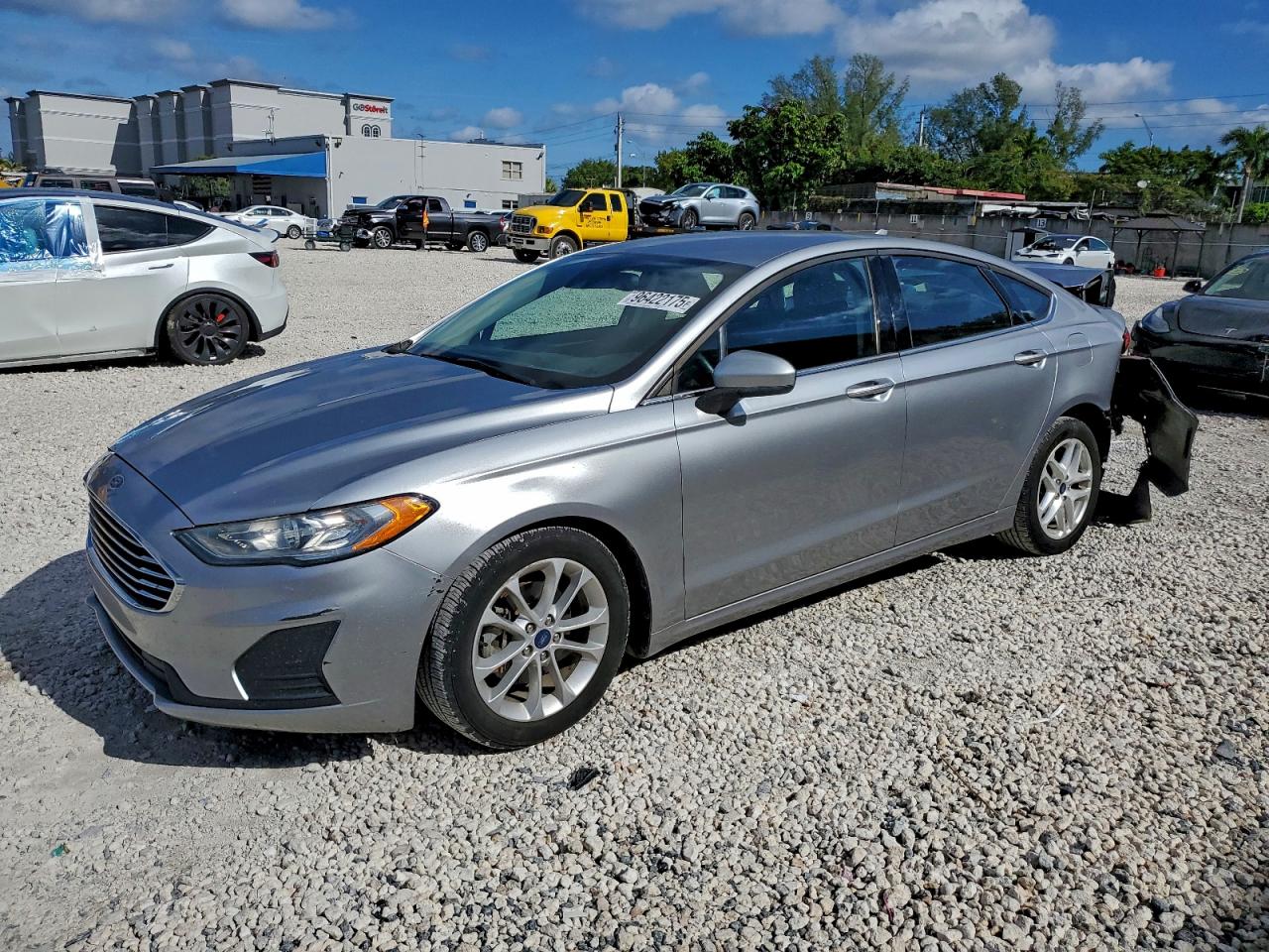 FORD FUSION SE
