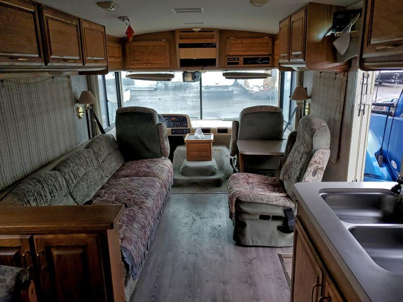 1996 CHEVROLET P30 #3310686737