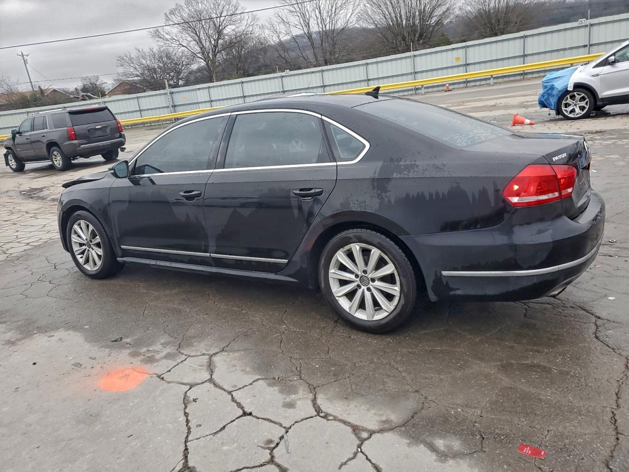 VOLKSWAGEN PASSAT SEL