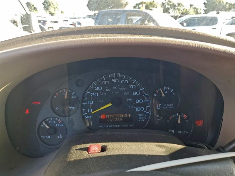 1999 GMC SAFARI XT #3311635253