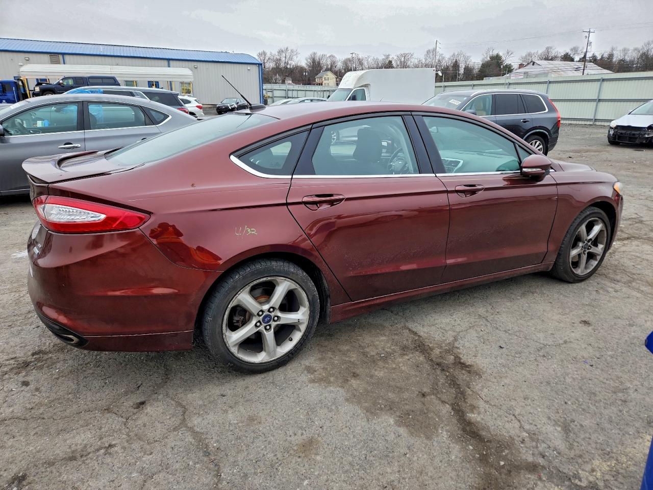 FORD FUSION SE