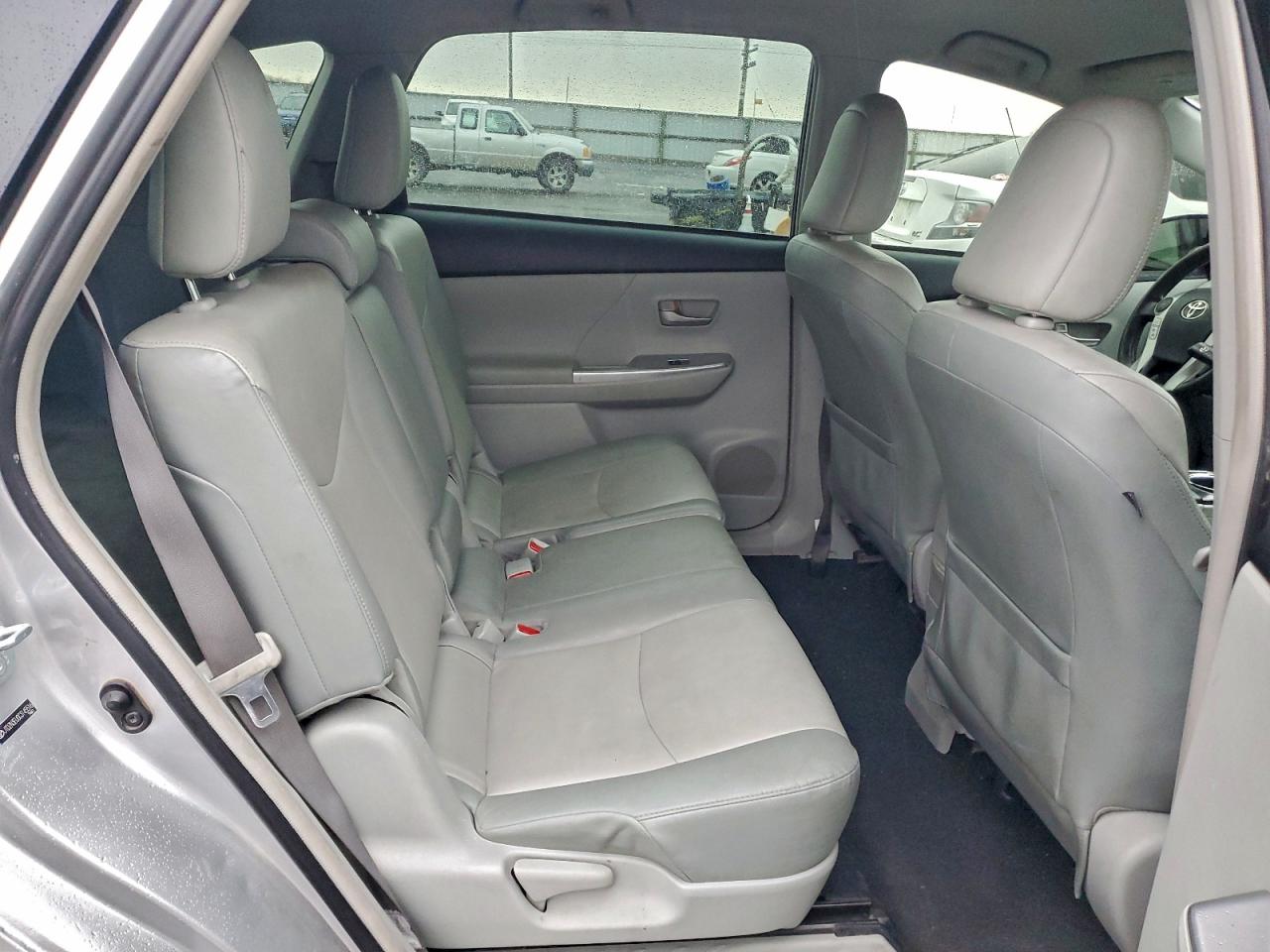 Lot #3308582499 2012 TOYOTA PRIUS V