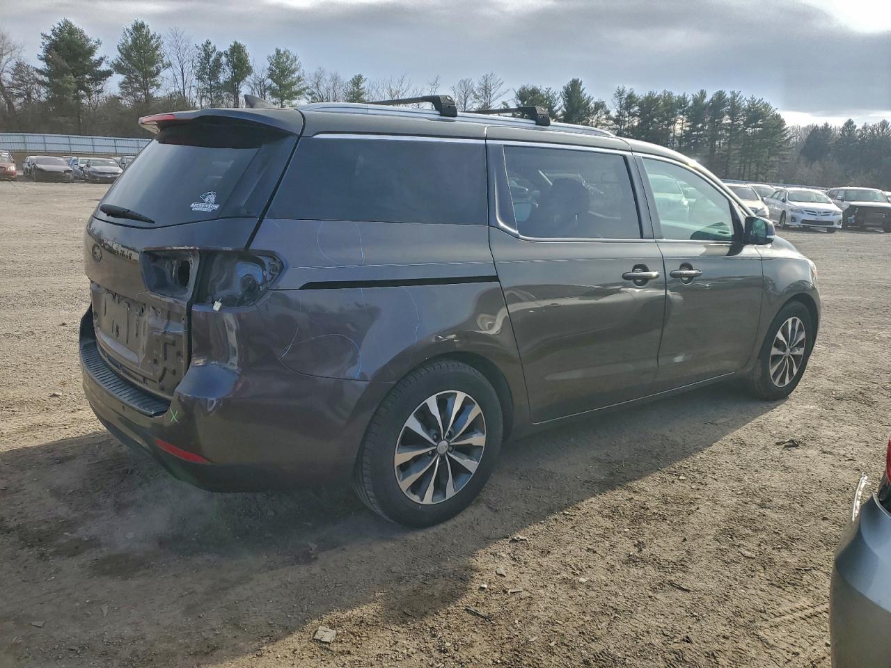 Lot #3315947141 2016 KIA SEDONA EX