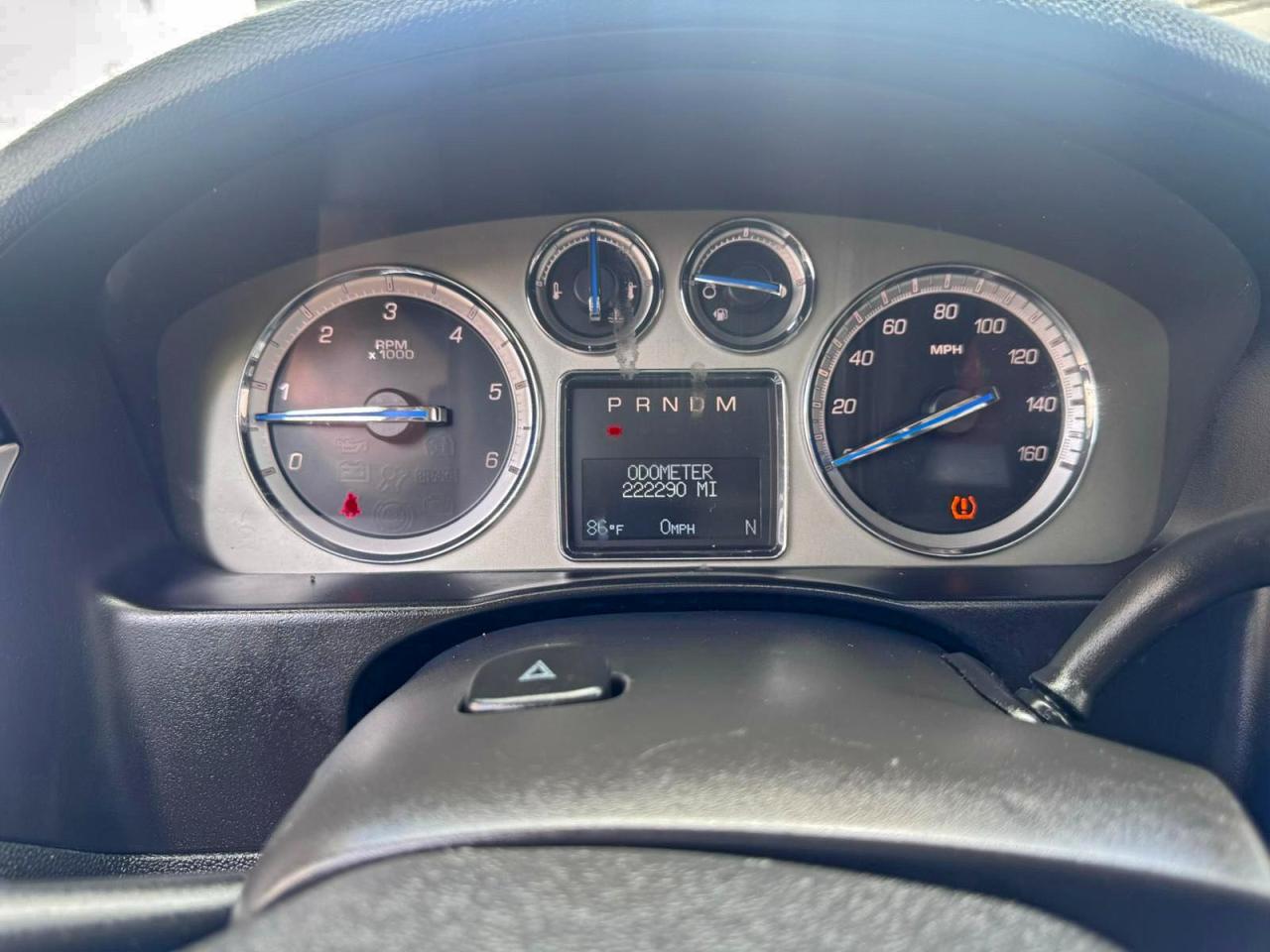 CADILLAC ESCALADE PREMIUM