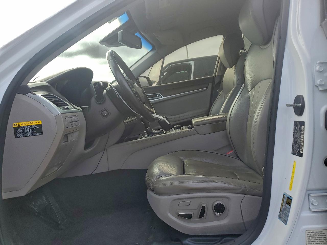 Lot #3318896951 2015 HYUNDAI GENESIS 3.