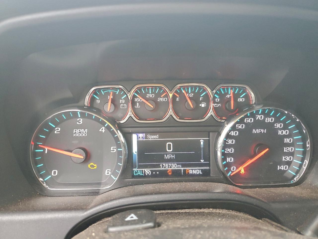 CHEVROLET SILVERADO C1500 LT