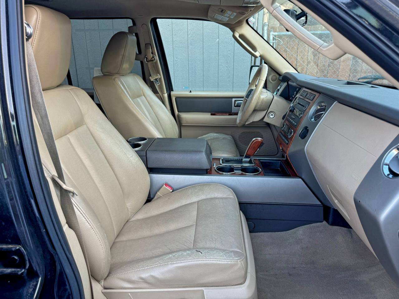 FORD EXPEDITION EDDIE BAUER