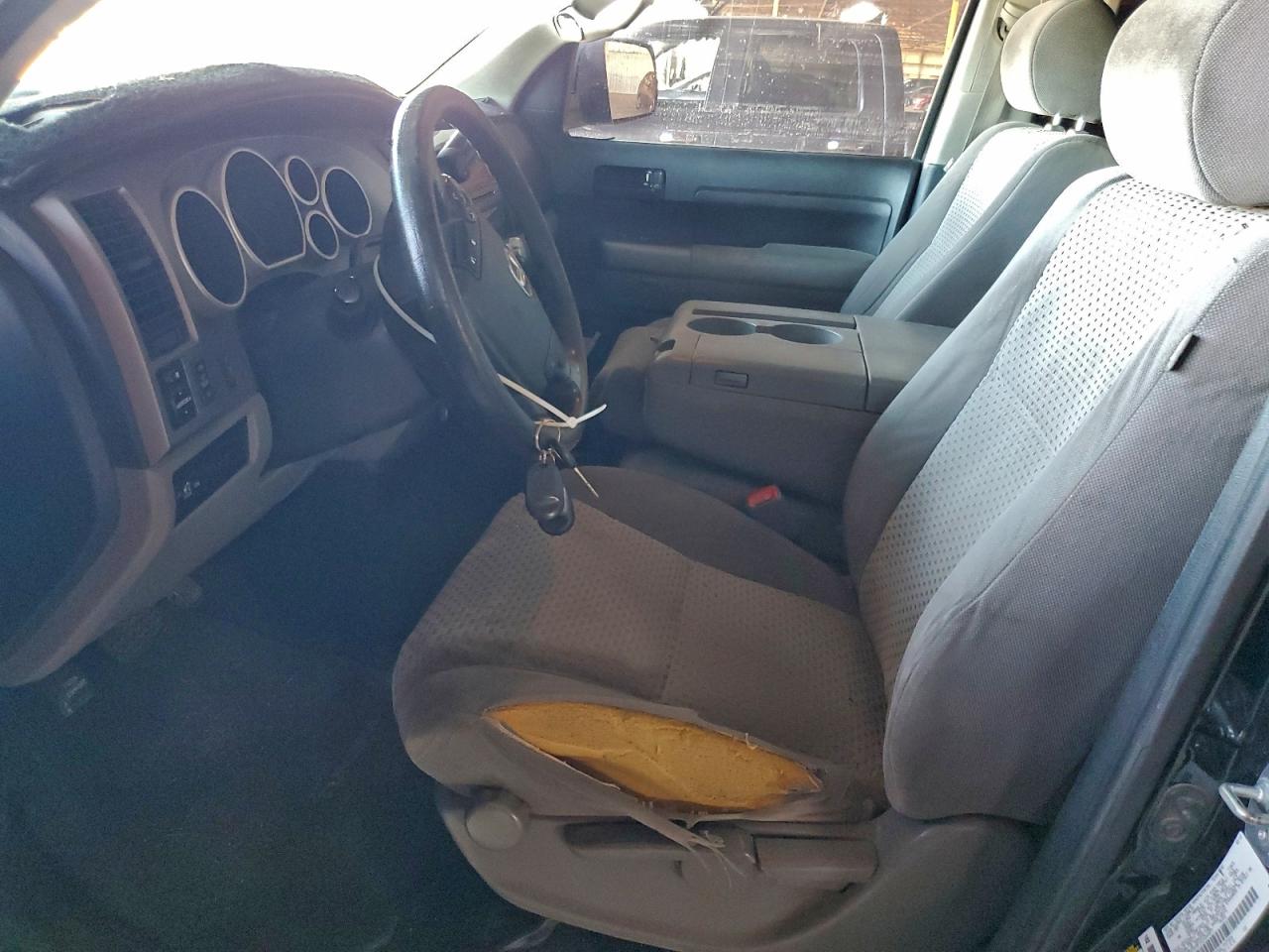 TOYOTA TUNDRA CREWMAX SR5