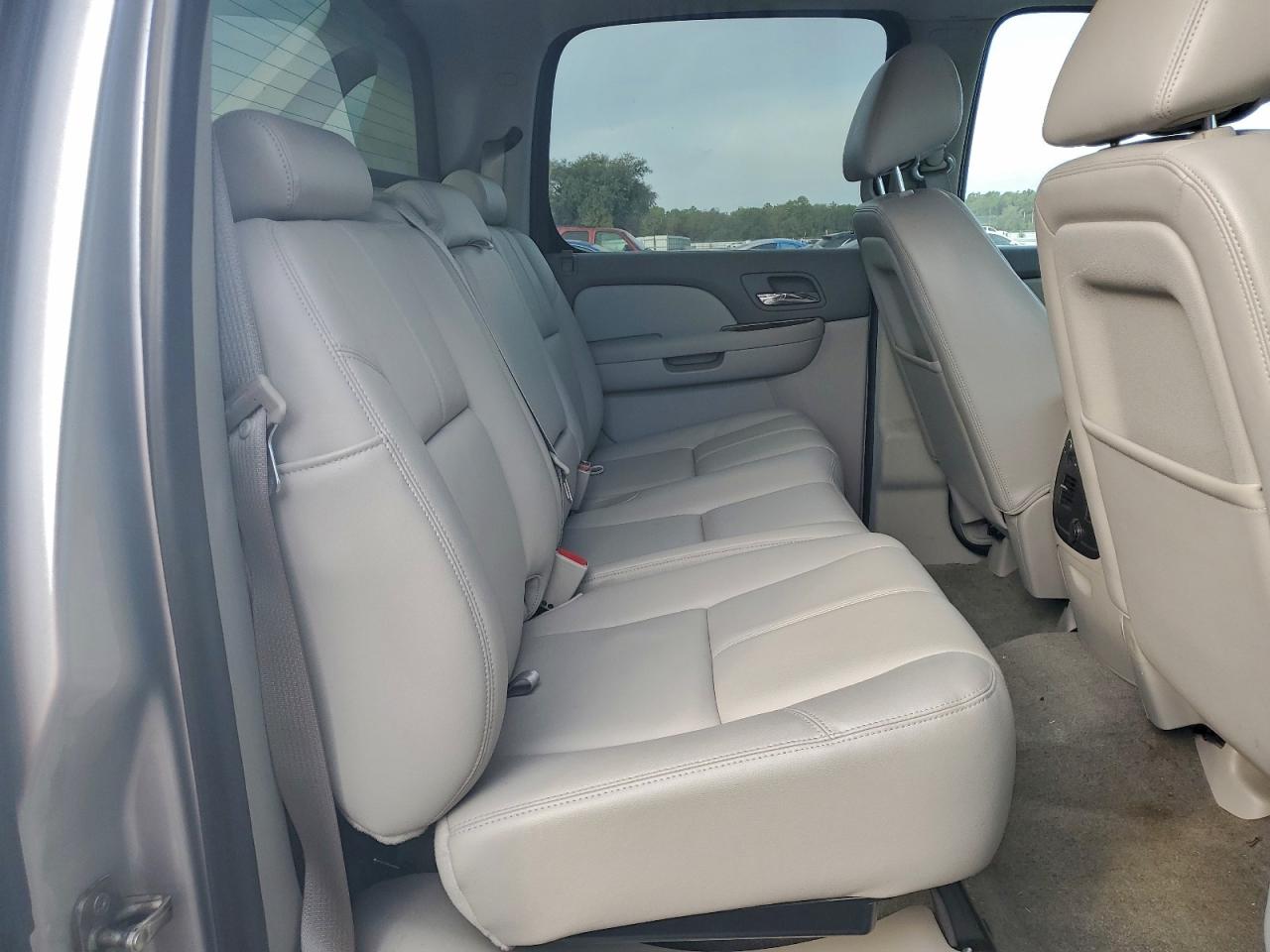 CHEVROLET AVALANCHE LT