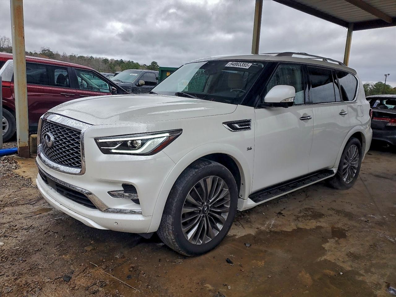 INFINITI QX80 LUXE