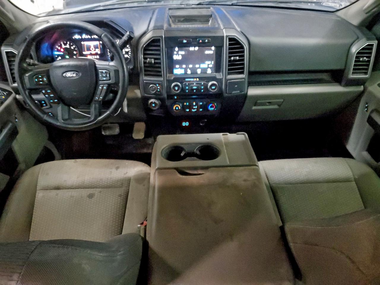 FORD F-150 SUPERCREW