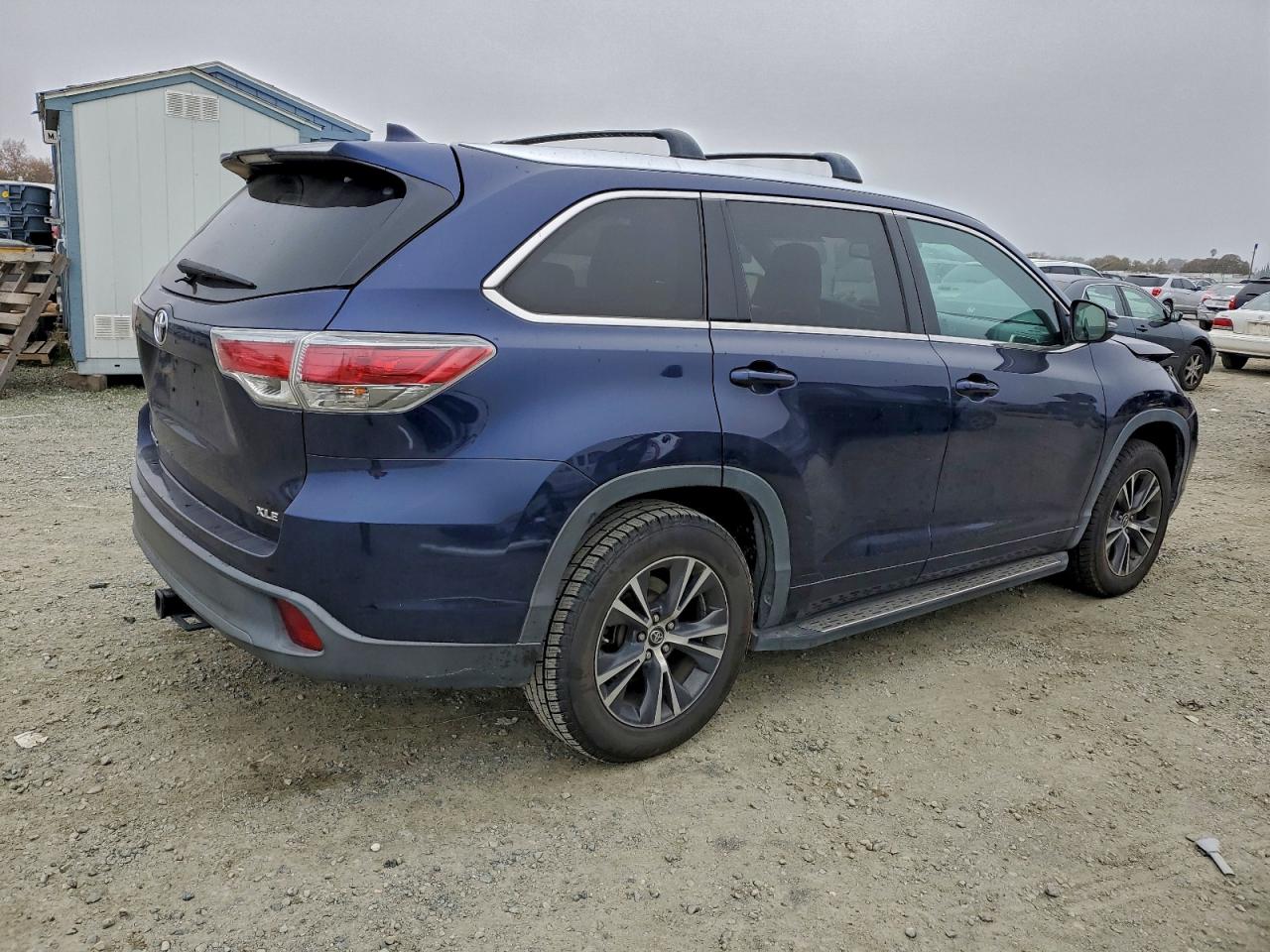 Lot #3311873187 2016 TOYOTA HIGHLANDER