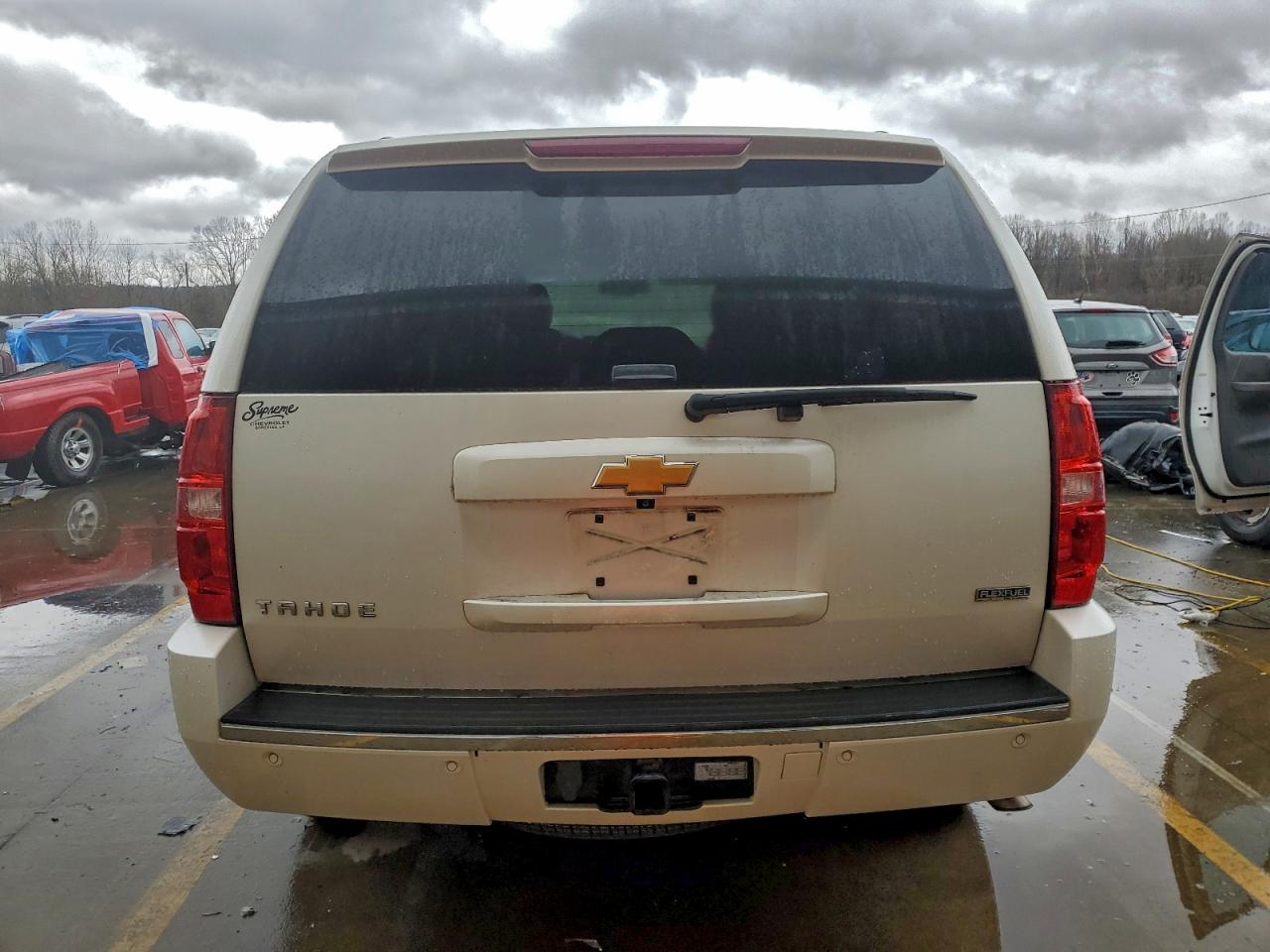 CHEVROLET TAHOE C1500 LTZ