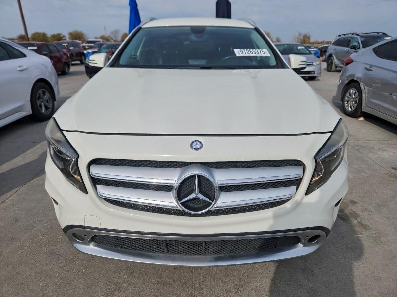 2015 MERCEDES-BENZ GLA 250 4M #3317694084