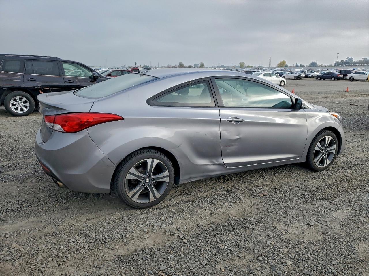 HYUNDAI ELANTRA GS
