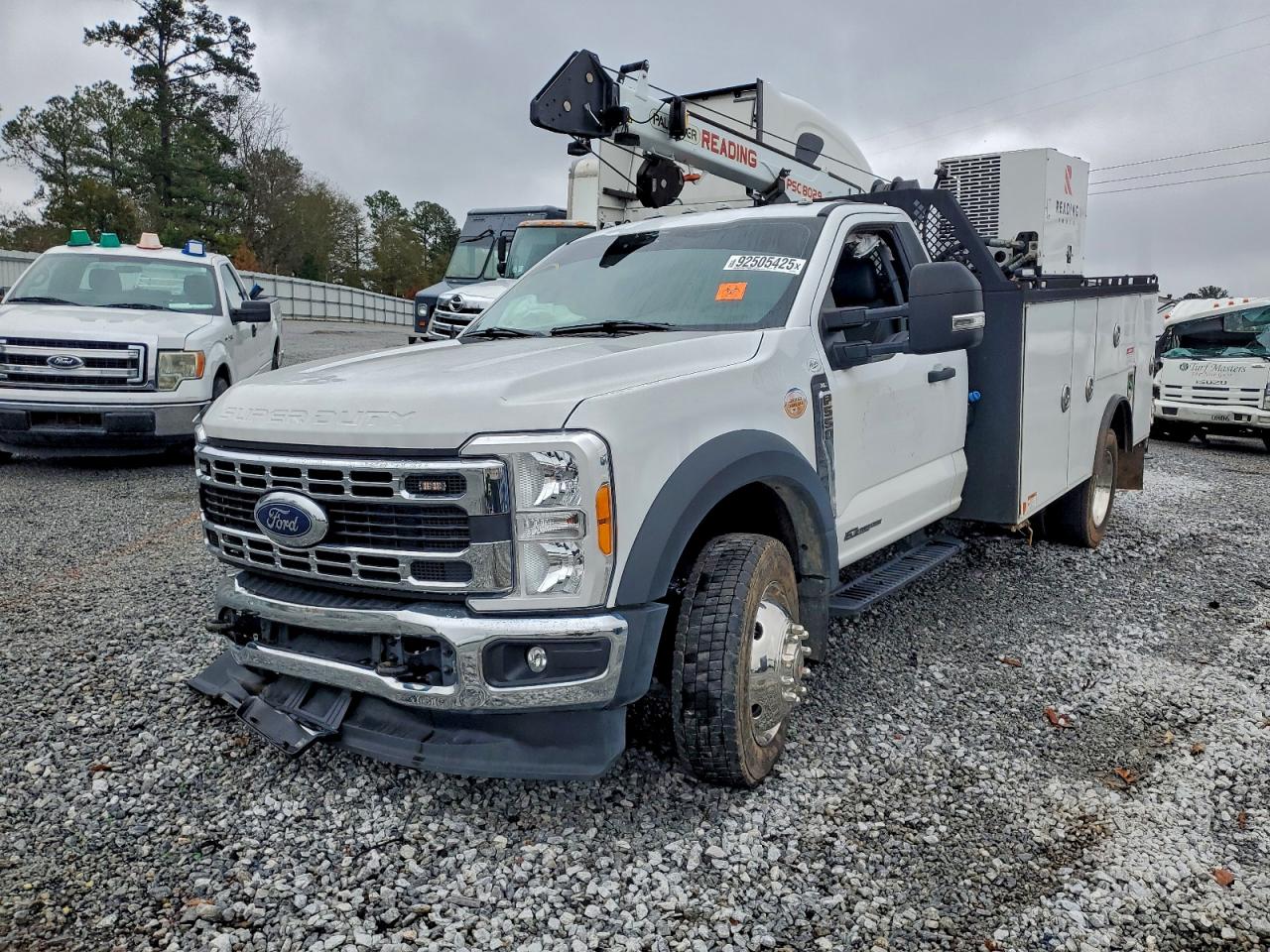 FORD F-550 SUPER DUTY
