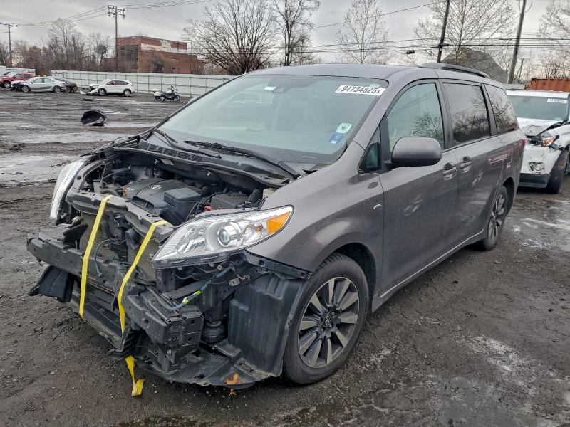 2019 TOYOTA SIENNA LE #3312266797