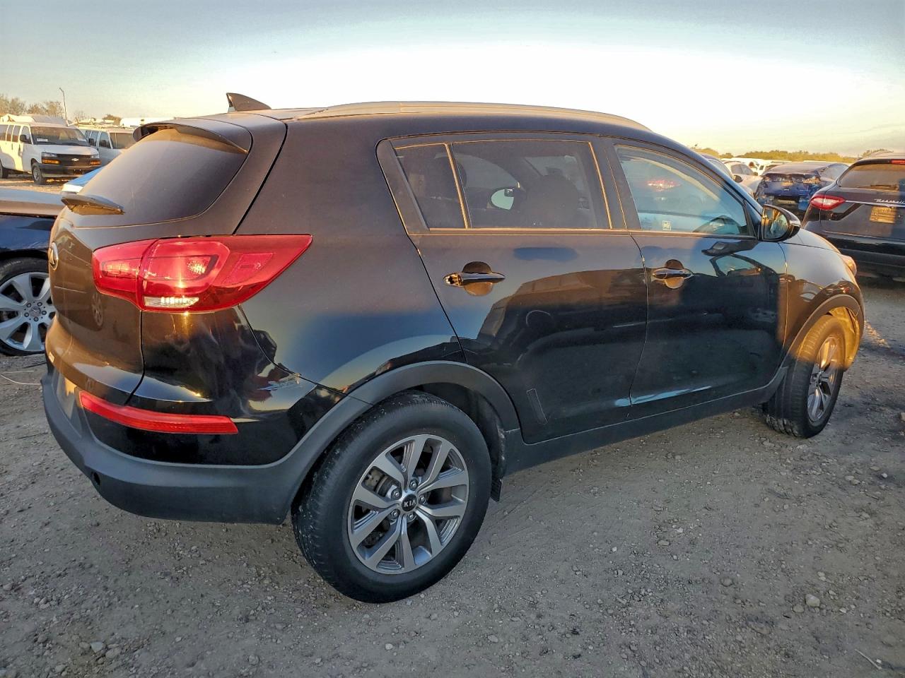 KIA SPORTAGE LX