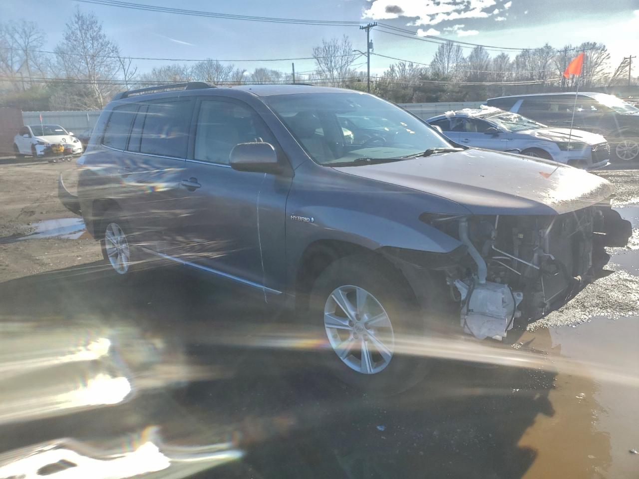 TOYOTA HIGHLANDER HYBRID