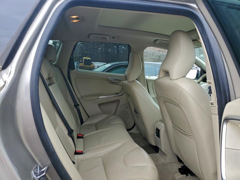 2015 VOLVO XC60 T5 PR #3305147016