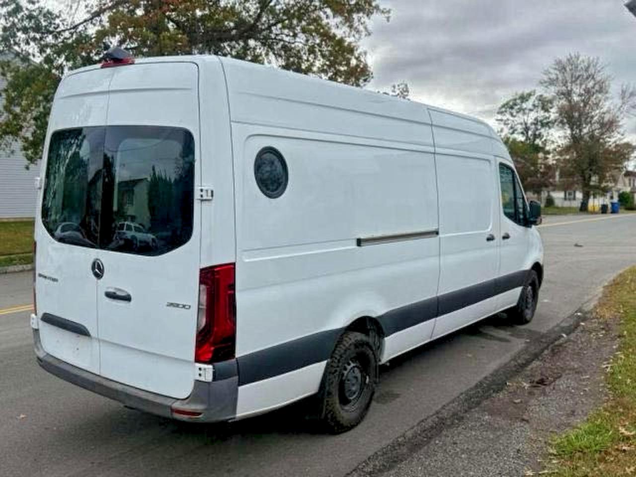 Lot #3311516234 2022 MERCEDES-BENZ SPRINTER 2