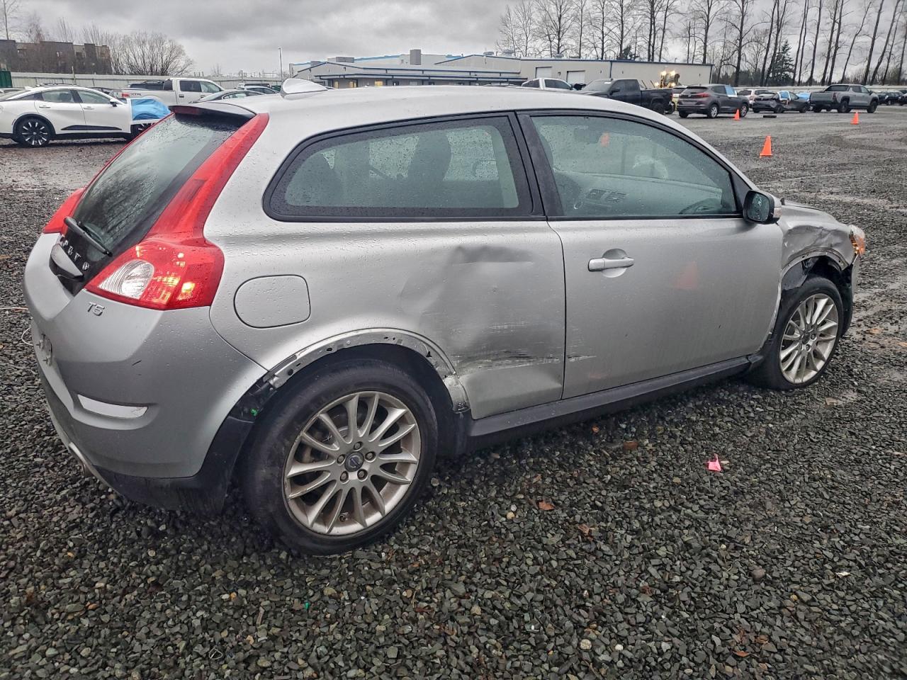 VOLVO C30 T5