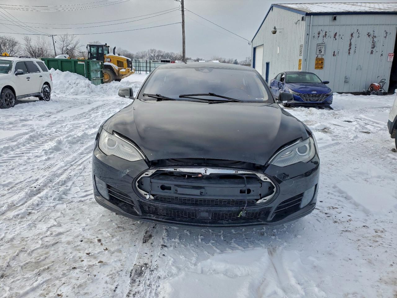TESLA MODEL S