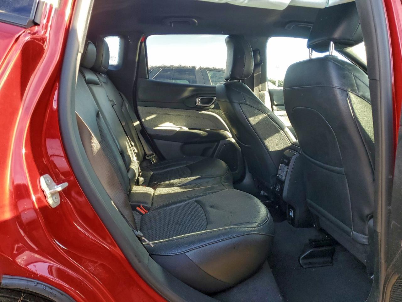 JEEP COMPASS LATITUDE