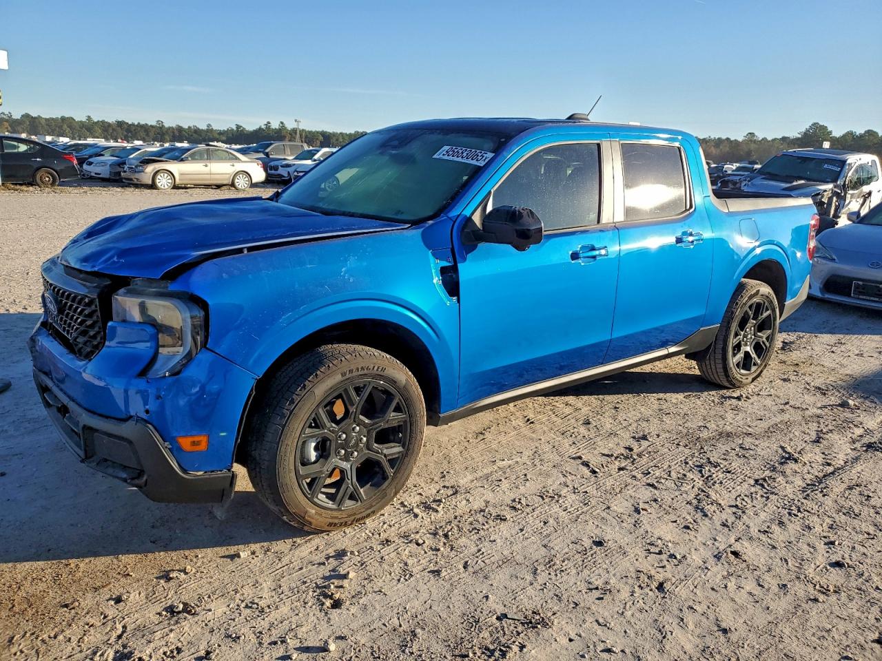 FORD MAVERICK LARIAT