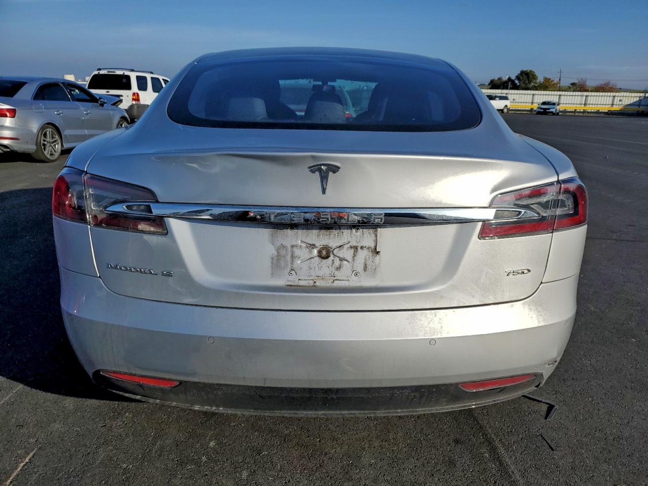 TESLA MODEL S
