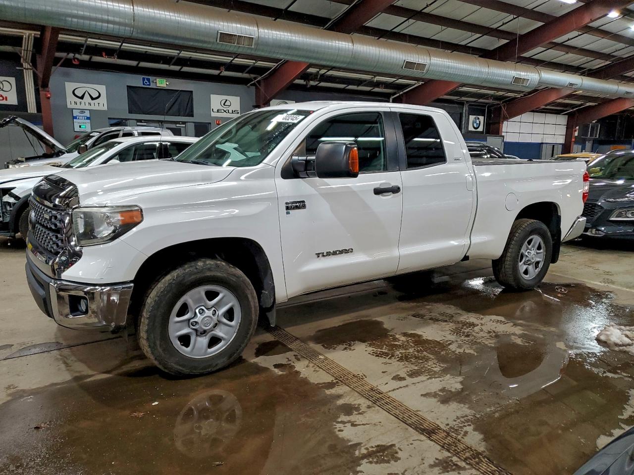 TOYOTA TUNDRA DOUBLE CAB SR