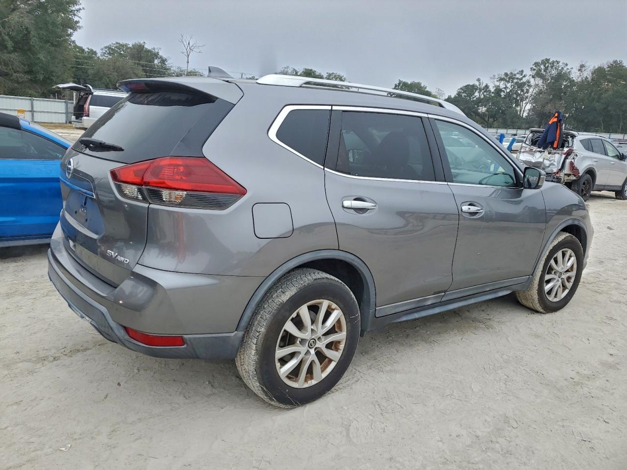 NISSAN ROGUE S