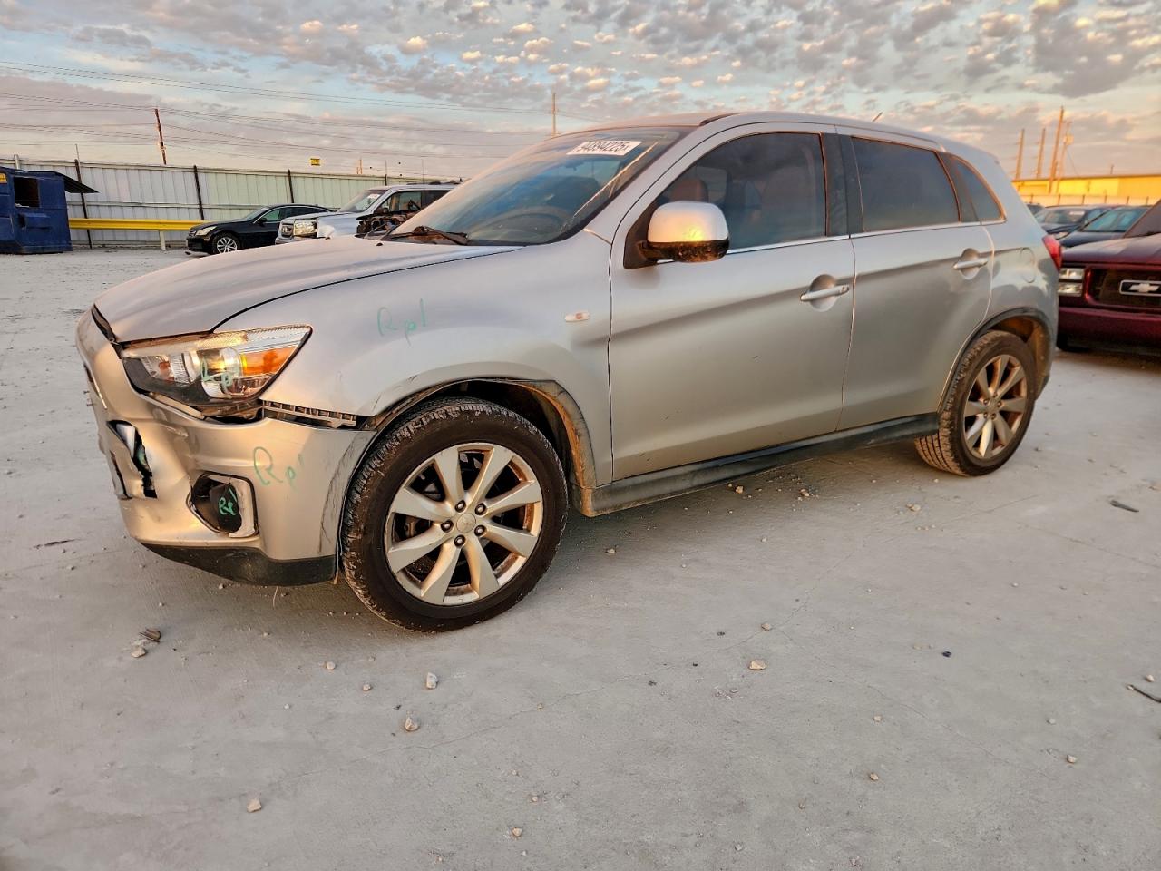 Lot #3304890575 2015 MITSUBISHI OUTLANDER