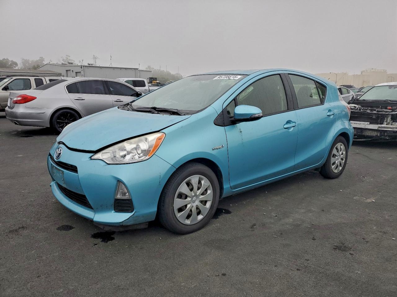 TOYOTA PRIUS C