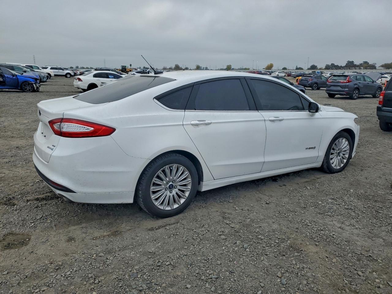 FORD FUSION SE HYBRID