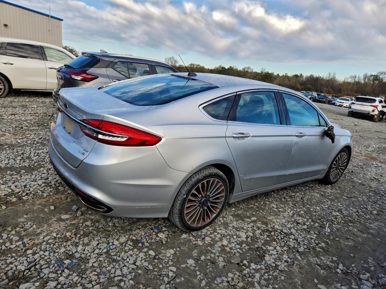 Lot #3311565236 2017 FORD FUSION SE
