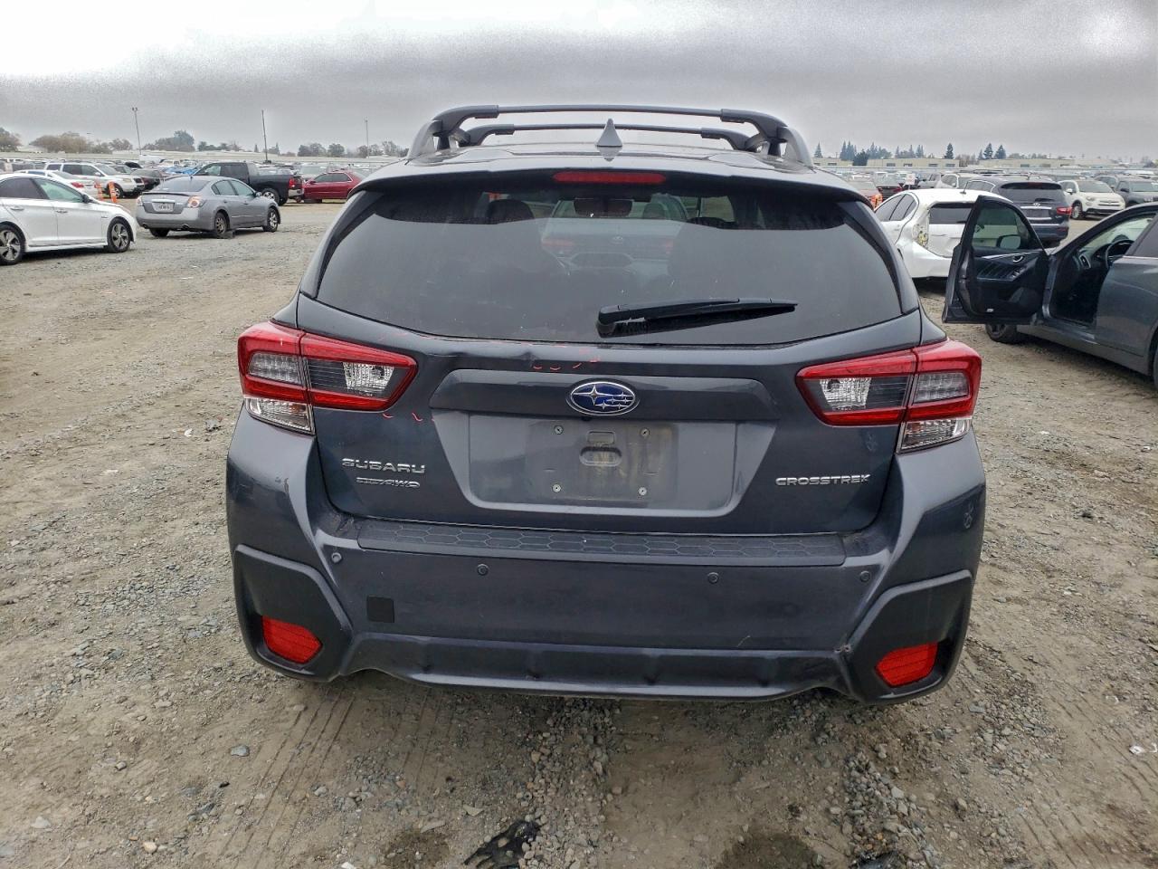 SUBARU CROSSTREK LIMITED