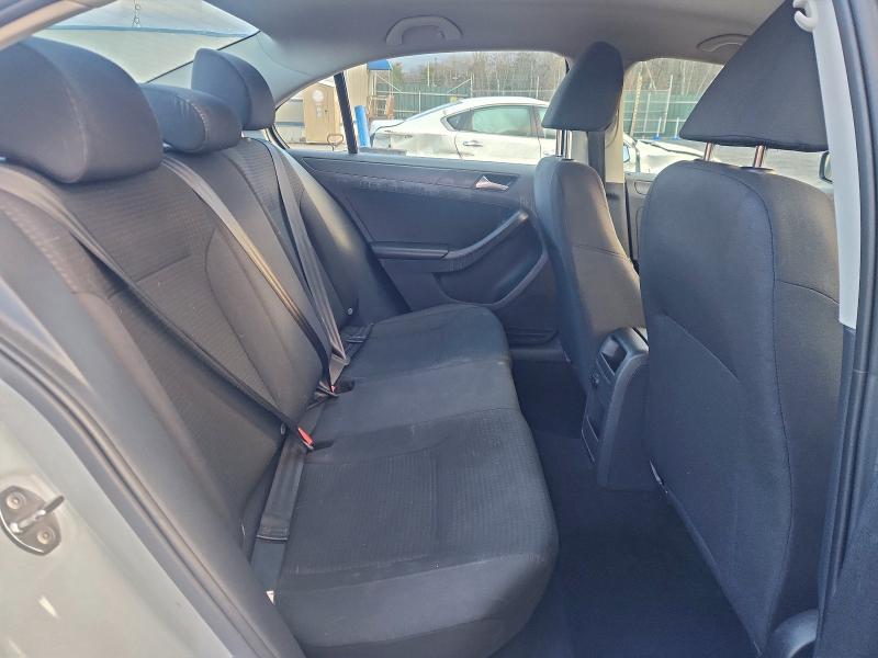 2015 VOLKSWAGEN JETTA BASE #3301970458