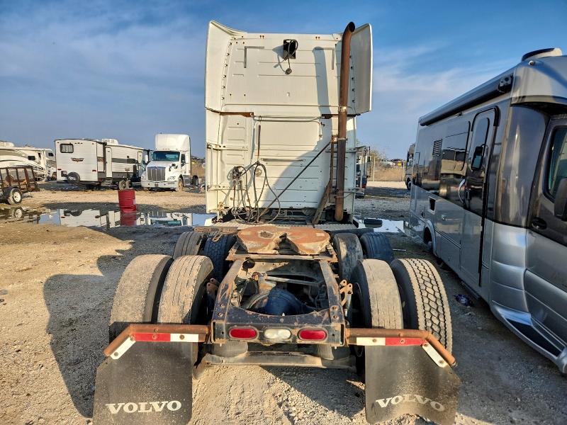 2008 VOLVO VN VNL #3305293313