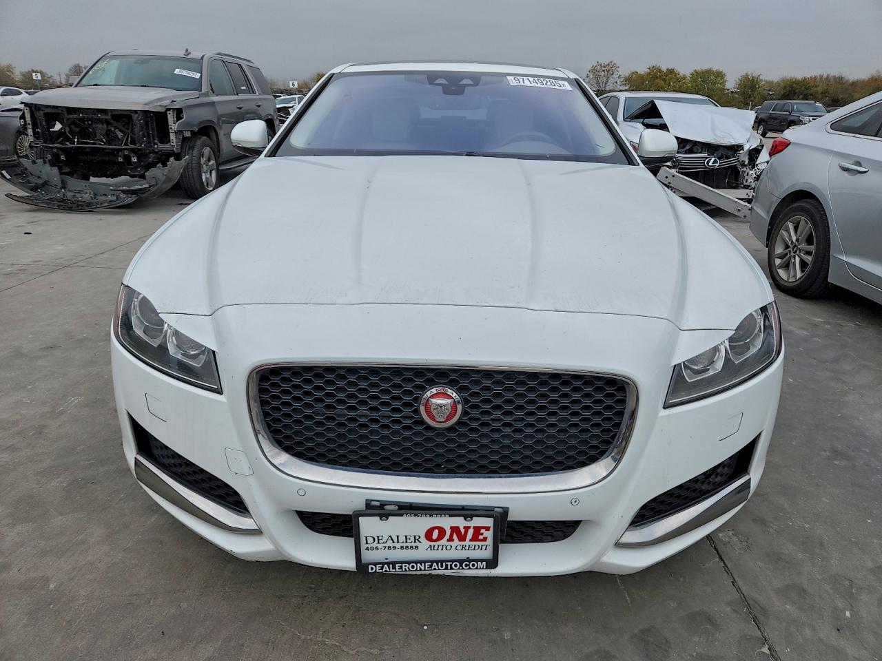 Lot #3315875096 2016 JAGUAR XF PRESTIG
