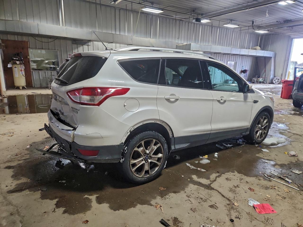 FORD ESCAPE TITANIUM