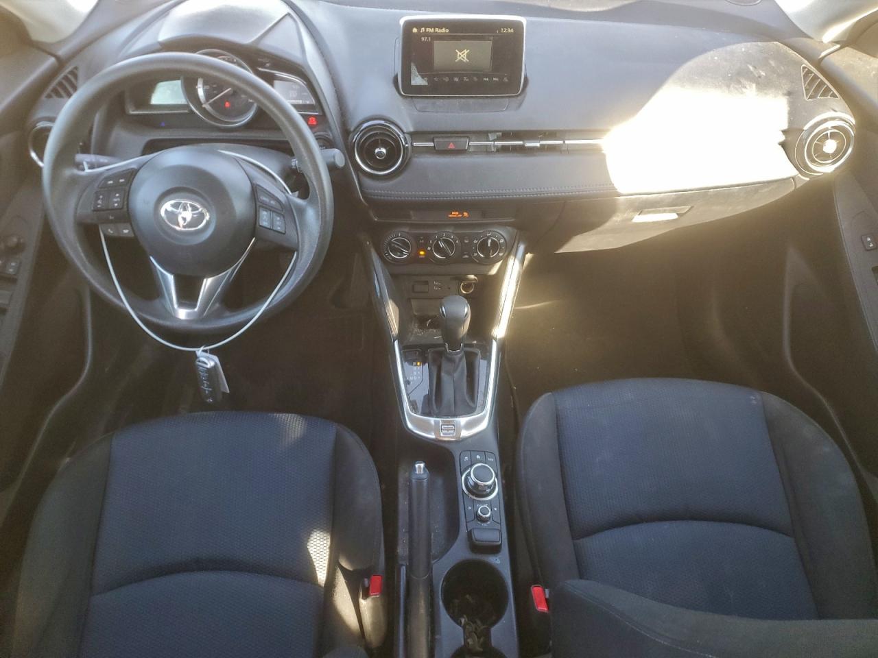 TOYOTA YARIS IA