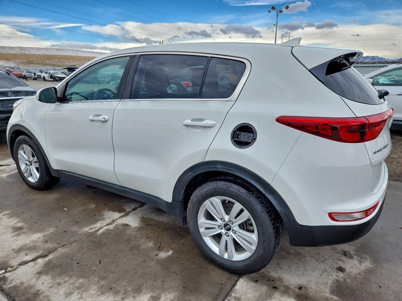 KIA SPORTAGE LX