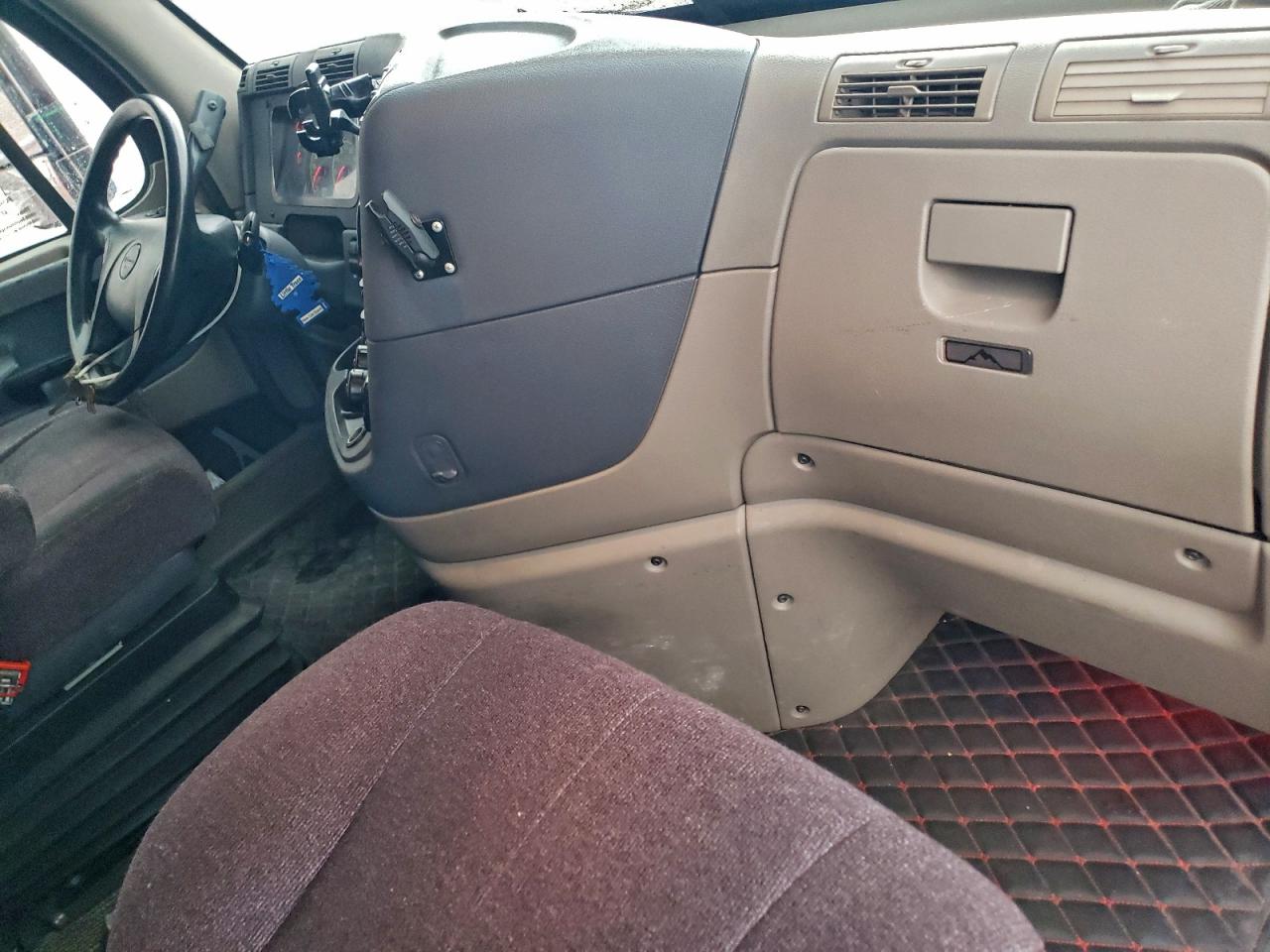 Lot #3310359959 2019 FREIGHTLINER CASCADIA 1