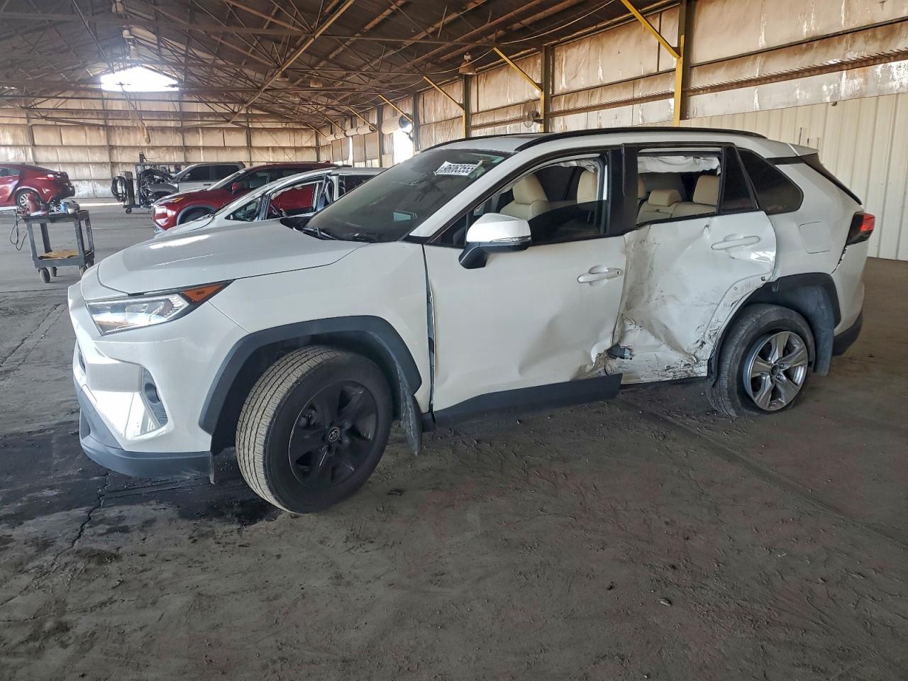 TOYOTA RAV4 XLE