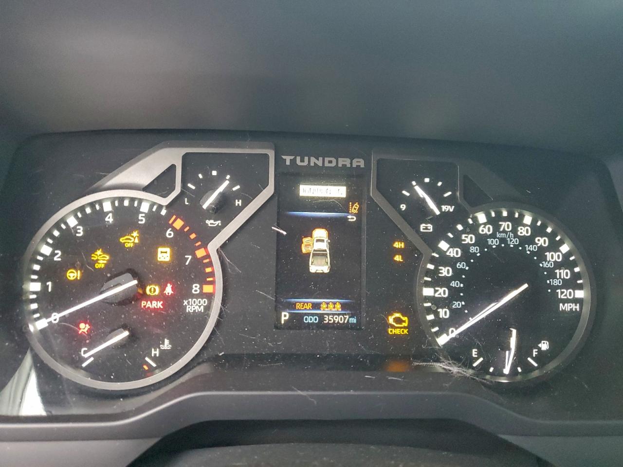 TOYOTA TUNDRA CREWMAX SR5