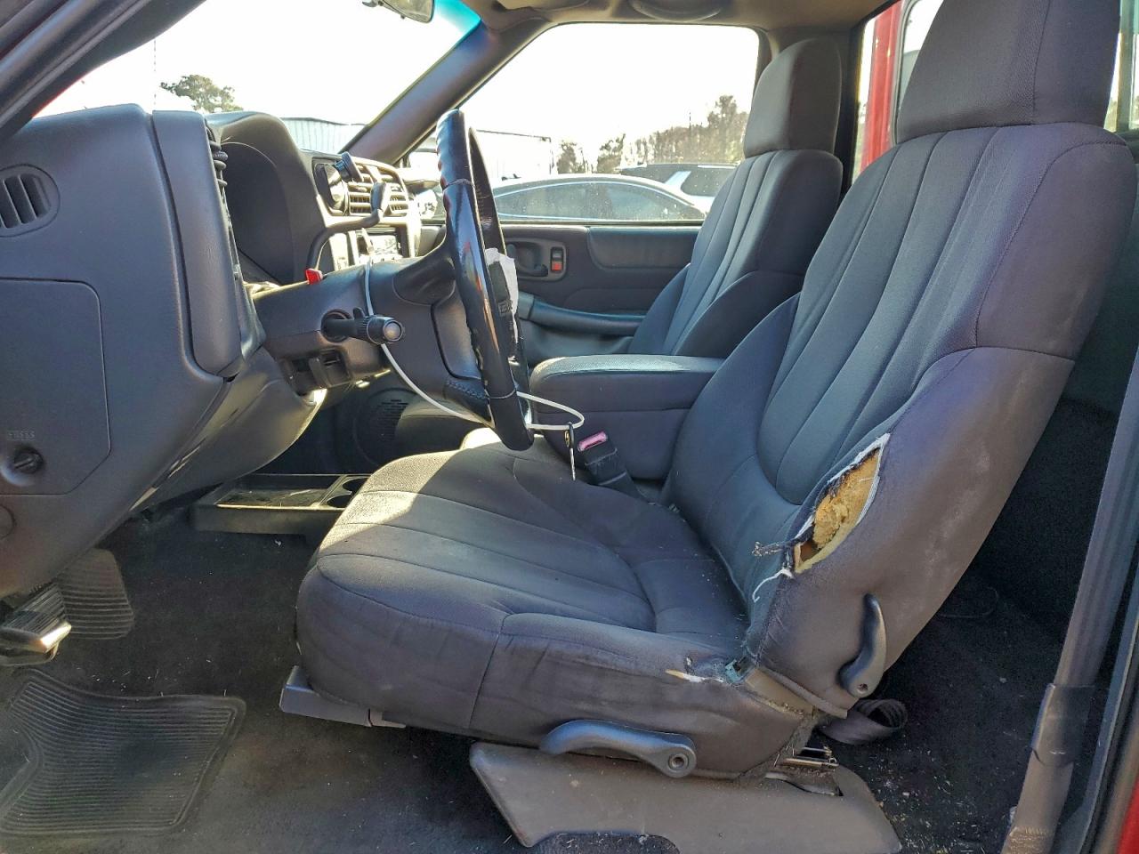 Lot #3311718248 2003 GMC SONOMA