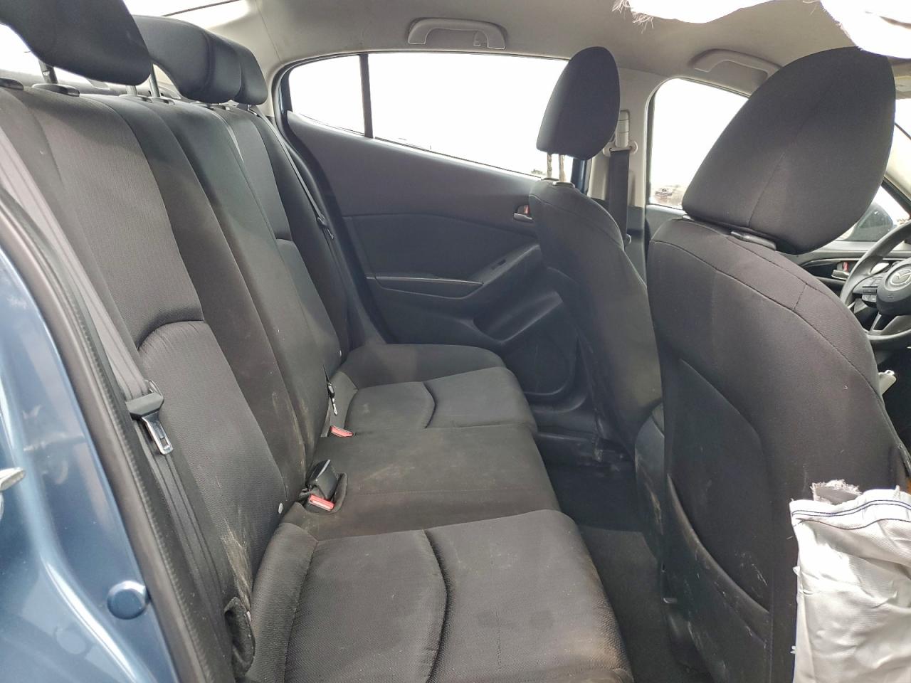 Lot #3309627112 2015 MAZDA 3 SPORT