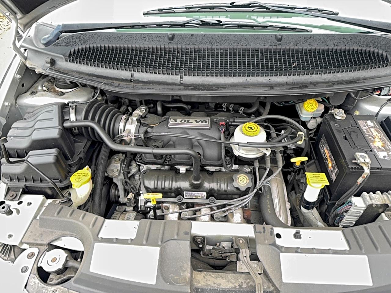 Lot #3315718365 2002 CHRYSLER TOWN & COU